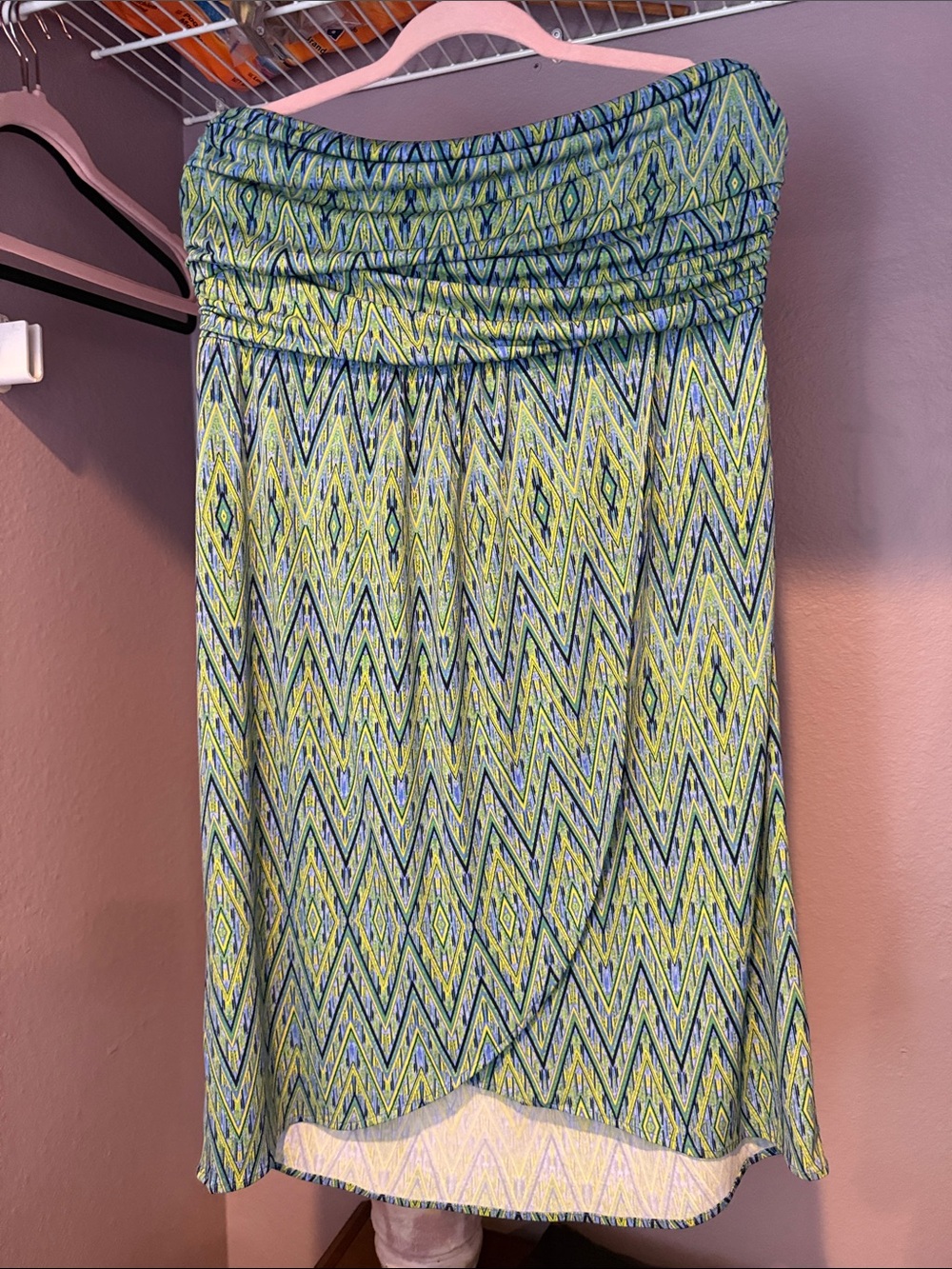 Jennifer Lopez Multicolor Pleated Patterned Skirt - Lavender Lining